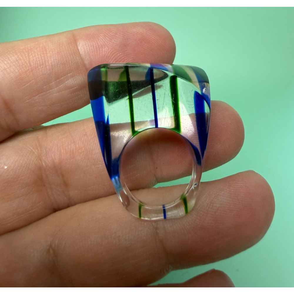 Mod Lucite Dome Ring Vintage 60s Green Yellow Blue Square Pop Art MCM Size 5.5 - Picture 4 of 10
